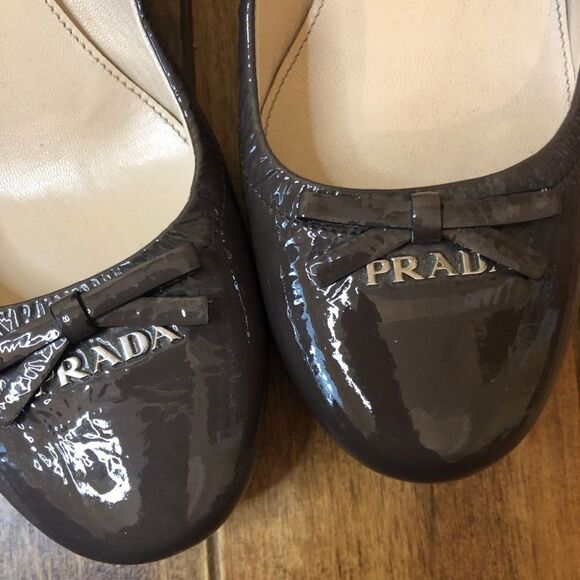 AUTH PRADA heels Patent Leather sz 37.5 - Picture 2 of 13